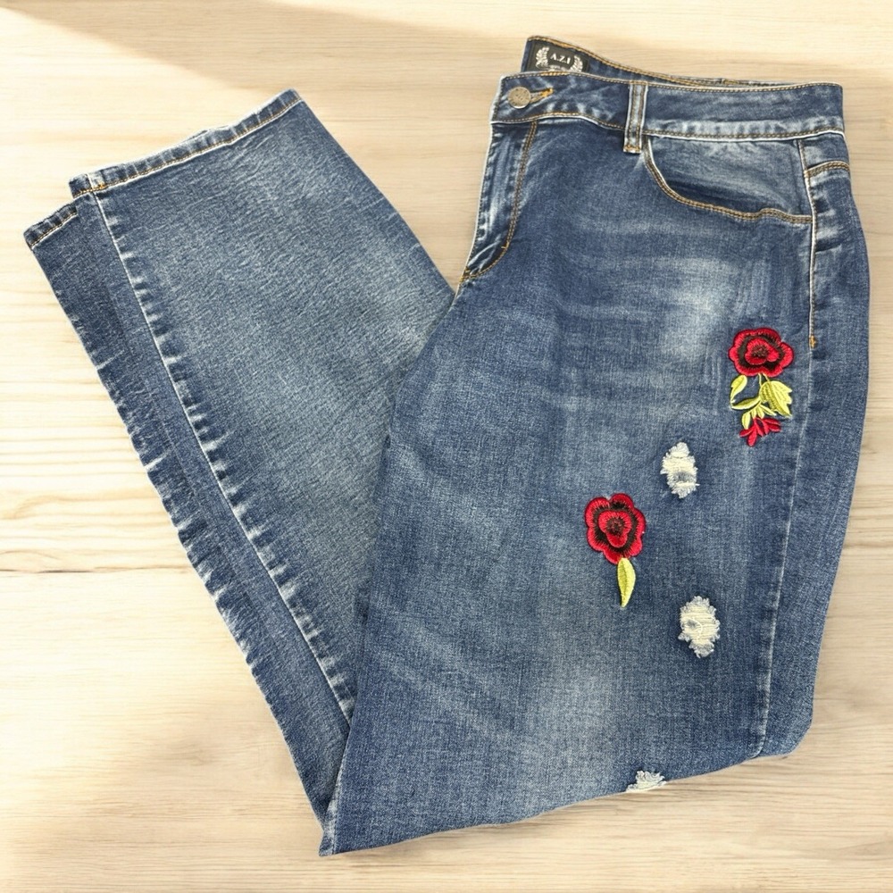 A.Z.I Jeans Embroidered‎ Rose Floral Distressed Denim Boho Chic Festival Size 14